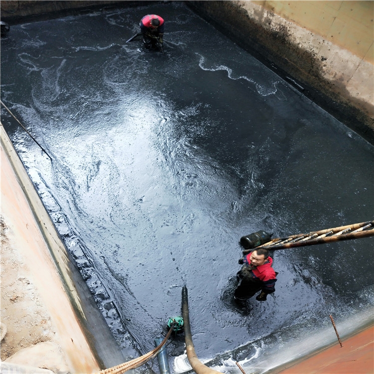 泽库废水池清理